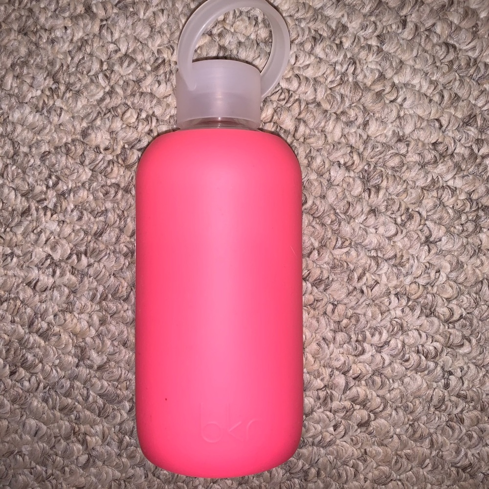 🆕 🌺 PINK bkr Glass Water Bottle